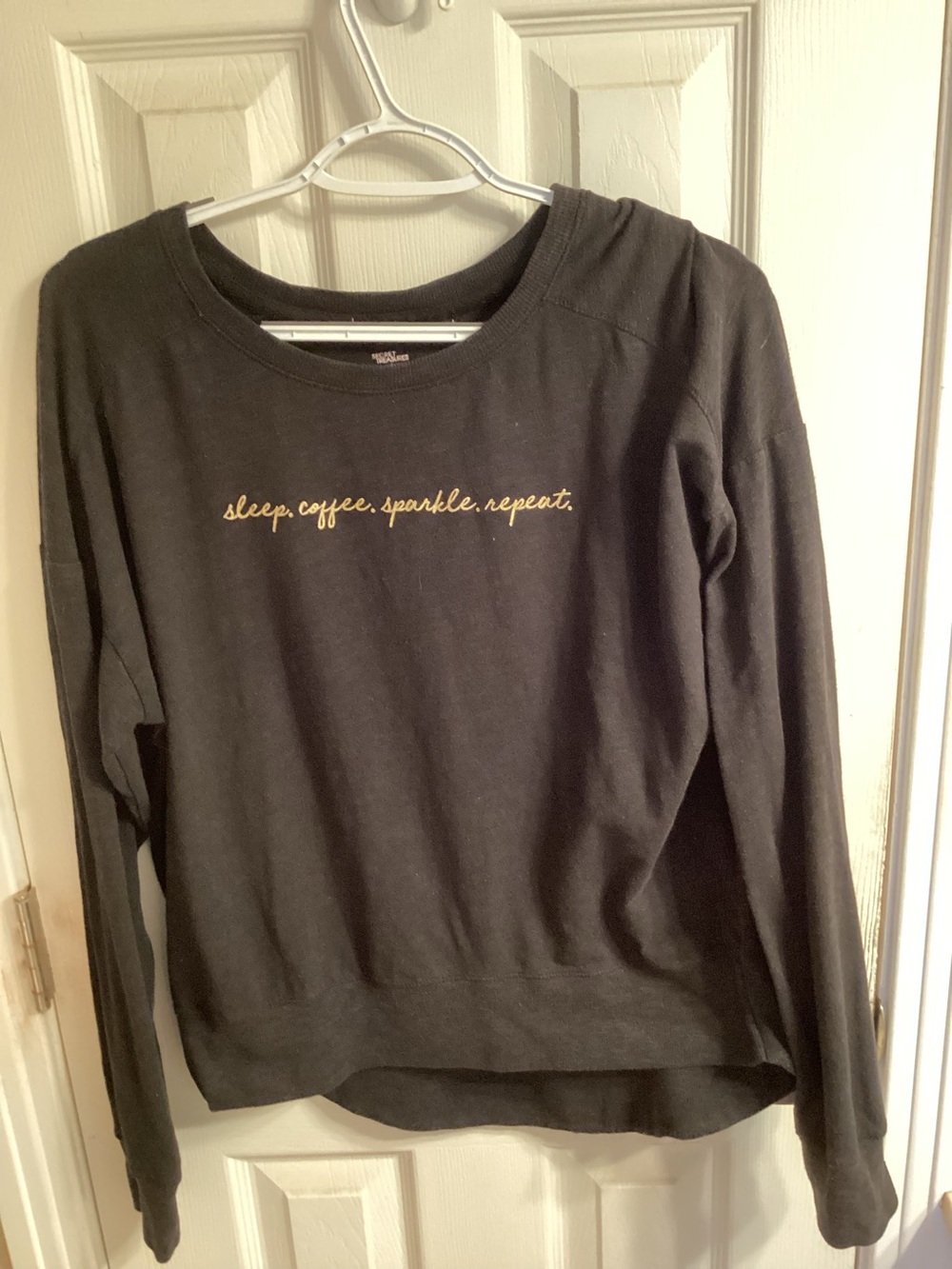 Black Shirt,Gold Script, "sleep. coffee. sparkle. repeat."
Size Medium